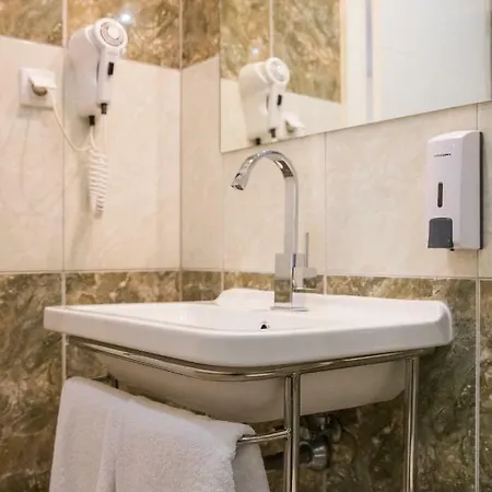 Guest house Four Winds Ii 3*